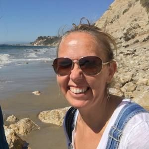 Meet your Posher, Becky